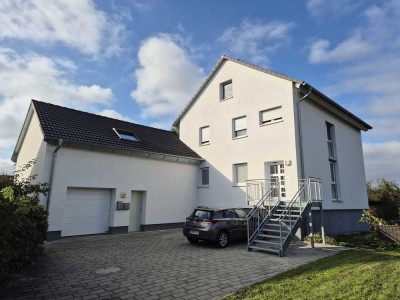 Moderne 3-Zimmer Wohnung mit Stellplätzen in Au am Rhein