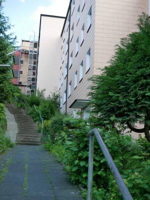 ISERLOHN NÄHE ALEXANDERHÖHE - 3-ZIMMER-WOHNUNG IN DIREKTER WALDRANDLAGE MIT BALKON