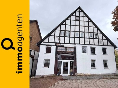 Charmantes Zweifamilienhaus mit Fachwerkstil, Garten und vielseitigem Raumkonzept *Provisionsfrei*