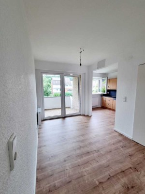 kernsanierte 4-Zi.-Wohnung mit Balkon in ruhiger Lage von Osnabrück/Haste