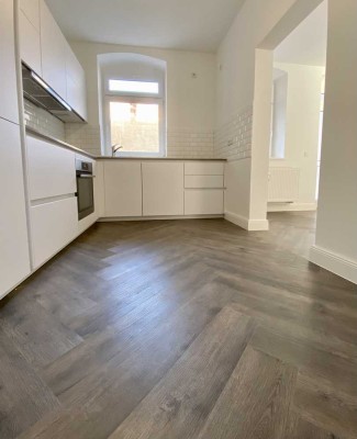 Wohnen im trendigen Buckau - Silvolle Wohnung inkl. Einbauküche und Balkon