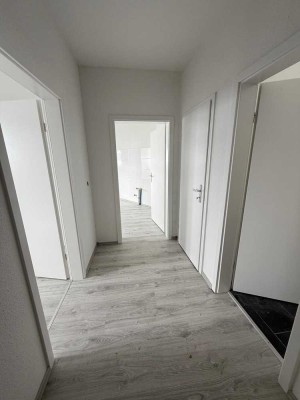 Kernsanierte 2-Zimmer Wohnung im Erdgeschoss