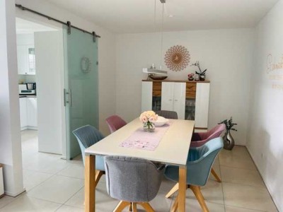Königsdorf, Bestlage, exklusive 4 Zi.-Wohnung mit gr. Südbalkon, ca. 130 m², Aufzug!