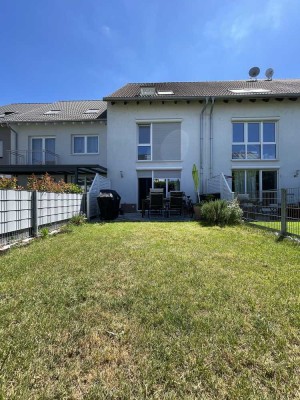 Lichtdurchflutetes Reihenhaus in familienfreundlicher Lage in Mannheim-Sandhofen