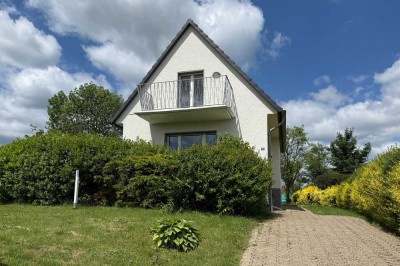 Ruhe, Natur und ein Zuhause mit Herz- kleines Einfamilienhaus mit großem Garten