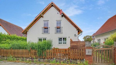 Modernes Wohnen in Brieselang – Familienfreundliches Einfamilienhaus mit Stil und Komfort