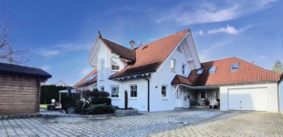 Stilvolles Anwesen mit Nebenhaus in ruhiger Randlage mit Fernblick in Neresheim Härtsfeld