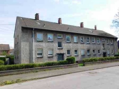 ***Renovierte 2-Zimmerwohnung... bezugsfertig in ruhiger Lage***