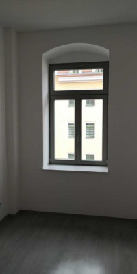 Geräumige Wohnung mit Südbalkon; Friedrichstadt Zentrumsnah