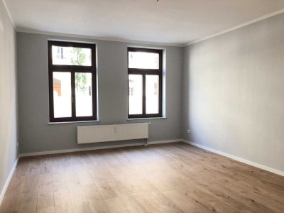 **SUPER LAGE**GERÄUMIGE 2-RWG ** Tageslichtbad mit Badewanne & Balkon **WE 03 VH**
