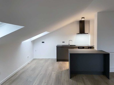 3-Zimmer-Dachgeschosswohnung mit großem Wohn-, Essbereich, inkl. EBK in Lollar-Odenhausen