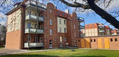 Schöne Dreiraumwohnung mit Garten und Balkon