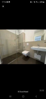 Schöne und Zentrumsnahe 5-Raumwohnung mit EBK, 2 Bädern und 2 Balkonen, Aufzug und Tiefgarage