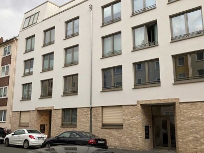 Sehr schöne, exklusive 2-Zimmer-Wohnung mit Balkon, EBK  Tiefgaragenplatz in Hannover-List