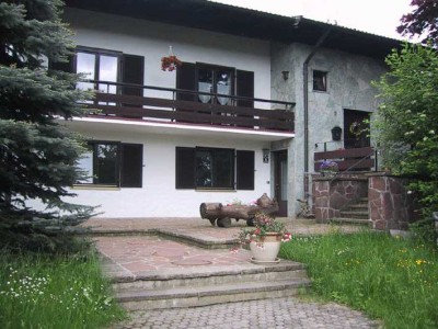 Schöne 2-Zimmer-Wohnung im Grünen