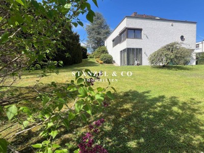 SONNENDURCHFLUTETE VILLA IN TOP - LAGE