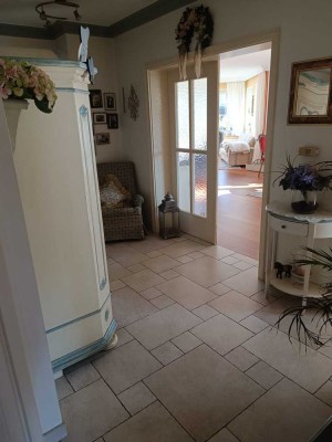 429000 € - Itzehoe-Dichterviertel 125 m² - 4.0 Zi. Eigentumswohnung mit Garage, Balkon und Keller