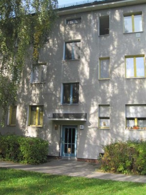 schöne 2-Zimmer-Wohnung direkt am Britzer Garten