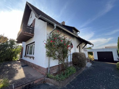 Ab 01.6.25 ohne Mieter verfügbar - Freist. Einfamilienhaus will in neuem Glanz... "Ober-Roden"