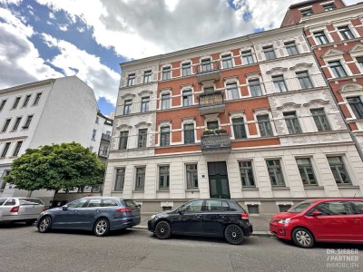 Wunderschöne 3-RW mit Balkon und eigenem Garten * Tageslichtbad und moderne EBK * Fußbodenheizung