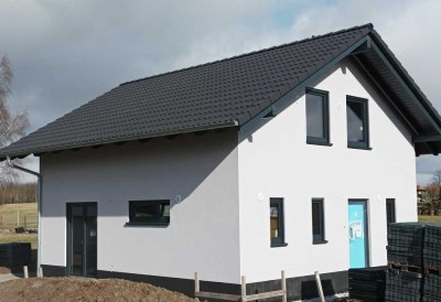 Neues Massivhaus in Oechsen, wartet auf dich! Fast keine Kaufnebenkosten durch Familienförderung!