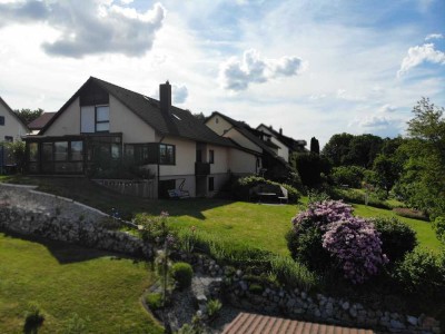 Großzügiges Einfamilienhaus mit traumhaften Fernblick über Neunburg vorm Wald