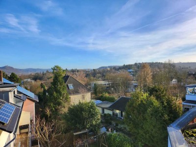 Zwei Zimmer Wohnung in Godesberg mit wunderschöner Aussicht auf die Godesburg
