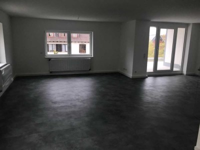 Freundliche 6-Zimmer-Wohnung mit Balkon in Northeim