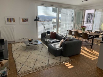 Exklusive 2-Zimmer-Wohnung mit Fernblick in zentrumsnaher Halbhöhenlage von Tübingen