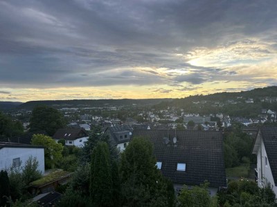 Elegante Maisonette mit Panoramablick über das Rheintal