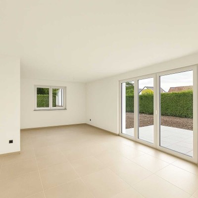 Erstbezug: Helle und geräumige 5-Zimmerwohnung mit sonniger Terrasse