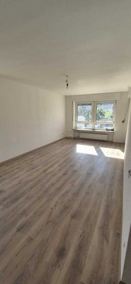 Wunderschöne 3-Zimmer-Wohnung, neu renoviert