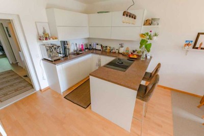 Ansprechende und sanierte 2-Zimmer-Wohnung mit EBK in Hammelburg
