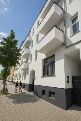 Erstbezug nach Sanierung! Wunderschöner Altbau mit Balkon