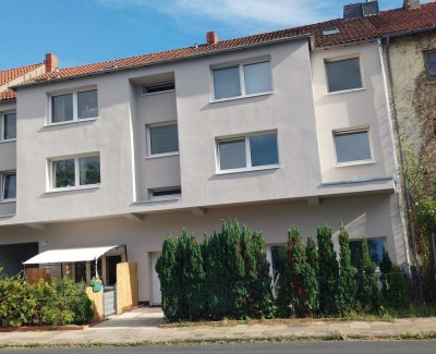 Vollständig renovierte 3-Zimmer-Wohnung mit Balkon in Bremen Sebaldsbrück