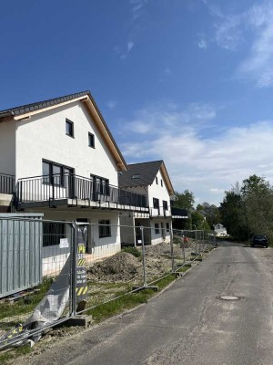 Modernes Haus mit Blick in den Taunus