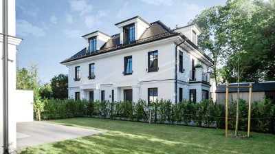 Exklusive Villen-Doppelhaushälfte in Bestlage Moosach