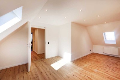 MGF-Group: Maisonettewohnung auf 150 m² Wohnnutzfläche mit zwei Süd-Balkonen & zwei Badezimmern.