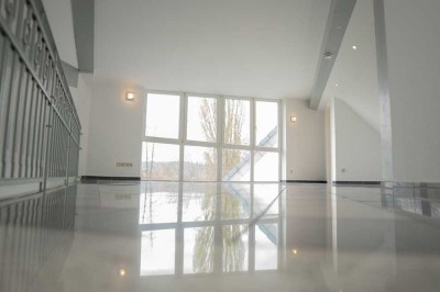 Moderne 3-Zimmer Maisonette-Wohnung mit Loggia in Wallerfangen