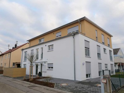Schöne 3-Zimmer-Gartenwohnung in neuwertigem Gebäude