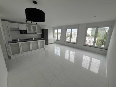 Exklusive 3-Zimmer-Penthouse-Wohnung mit gehobener Innenausstattung in Regensburg