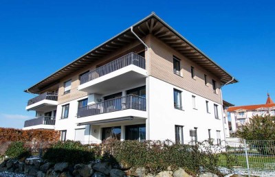 Alpenblick - Luxuriöse 4-Zimmer-Wohnung im 1. OG mit Balkon in Haldenwang