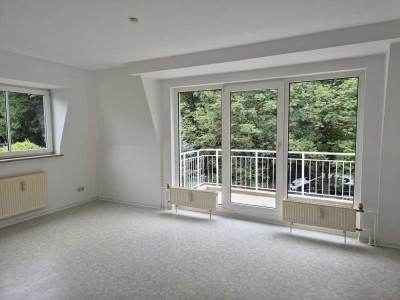 Niedliche 2 Zimmerwohnung mit Balkon am Waldesrand