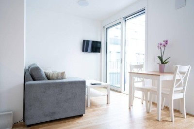 DIREKT BEI DER ALTEN DONAU - NEUBAU - BALKON - KÜCHE - U1!