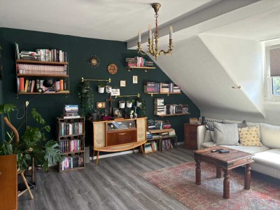 Helle 3-Zimmer Dachgeschosswohnung in Köln-Raderthal