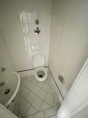 Helle 1-Zimmer-Wohnung in Top-Lage Düsseldorf-Heerdt