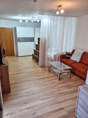 Komplett eingerichtete 1-Zi.-Whg. (51 m²) mit Balkon, neu renoviert, Amberg Innenstadt !