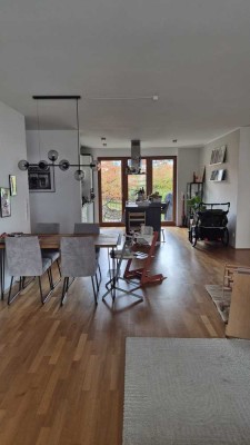 Schöne 4-Zimmer-Terrassenwohnung am Riedberg – Uni-Nähe & Top-Infrastruktur