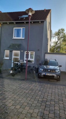 4-Zimmer-Doppelhaushälfte mit EBK in Essingen Pfalz, Nähe Landau, Glasfaseranschluss