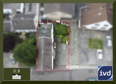 Sanierungsbedürftig und bereits entkernt- Einfamilienhaus in guter Lage von Niederkassel-Rheidt